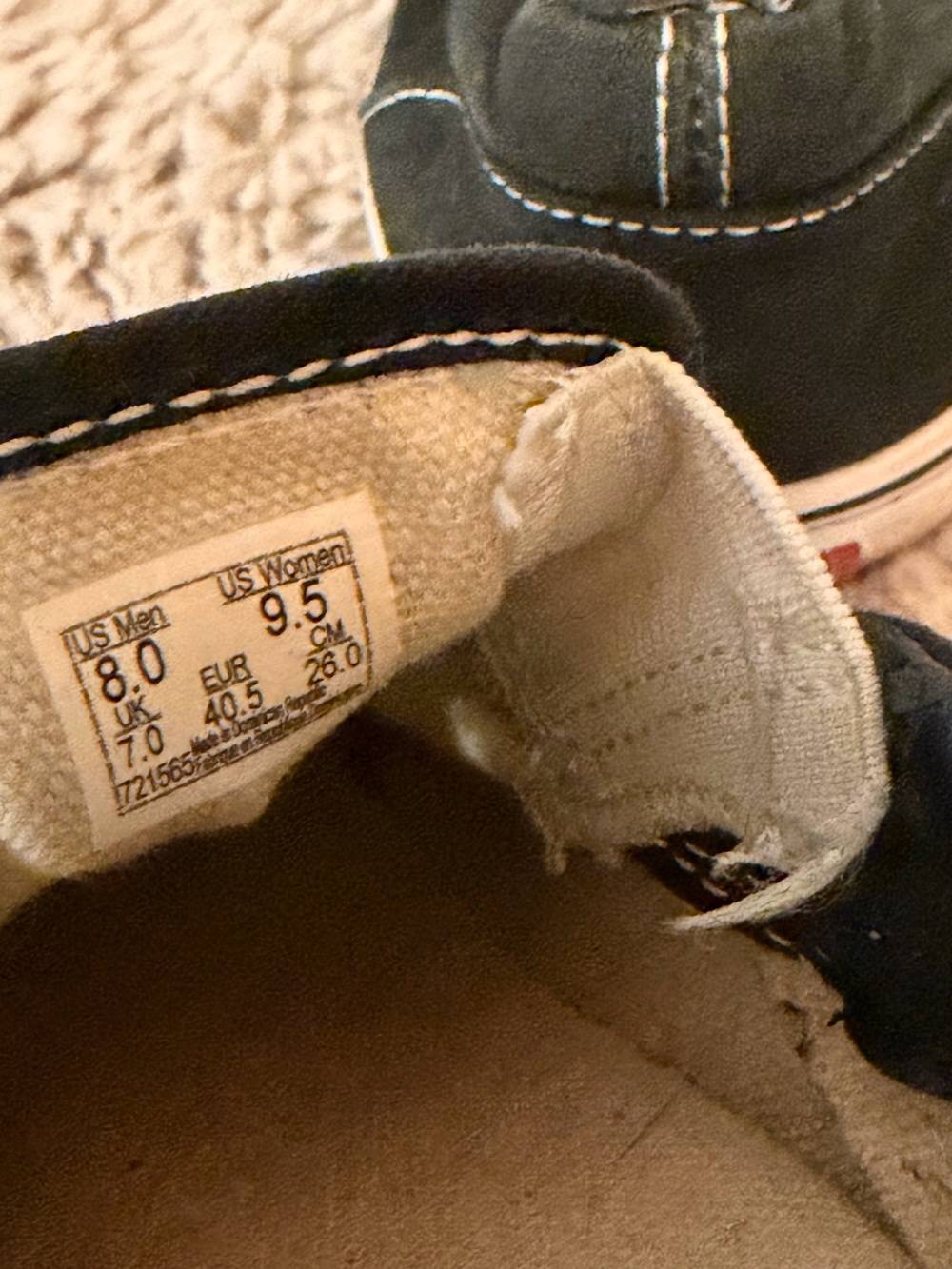Vans - Picture 5 of 7